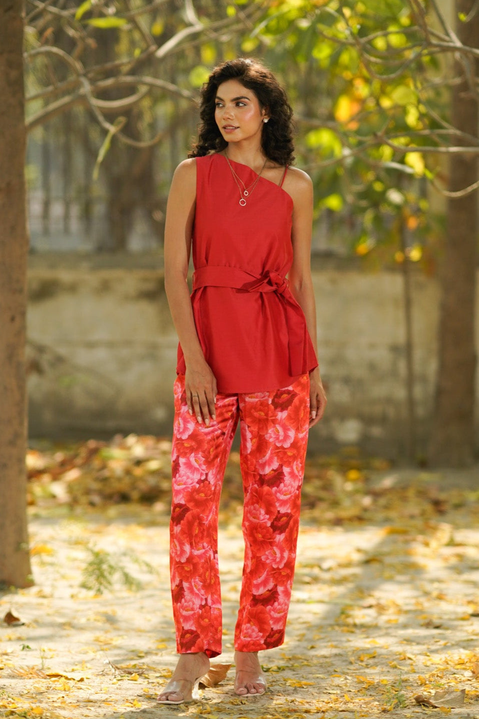 Amaira Statement Top