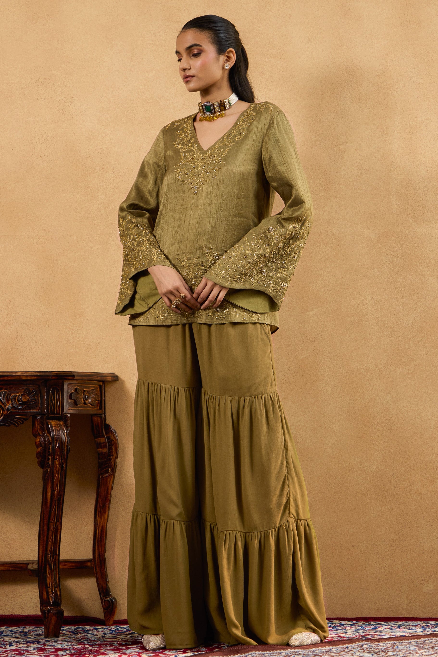 Husn-e-Gulzaar Kurta Sharara