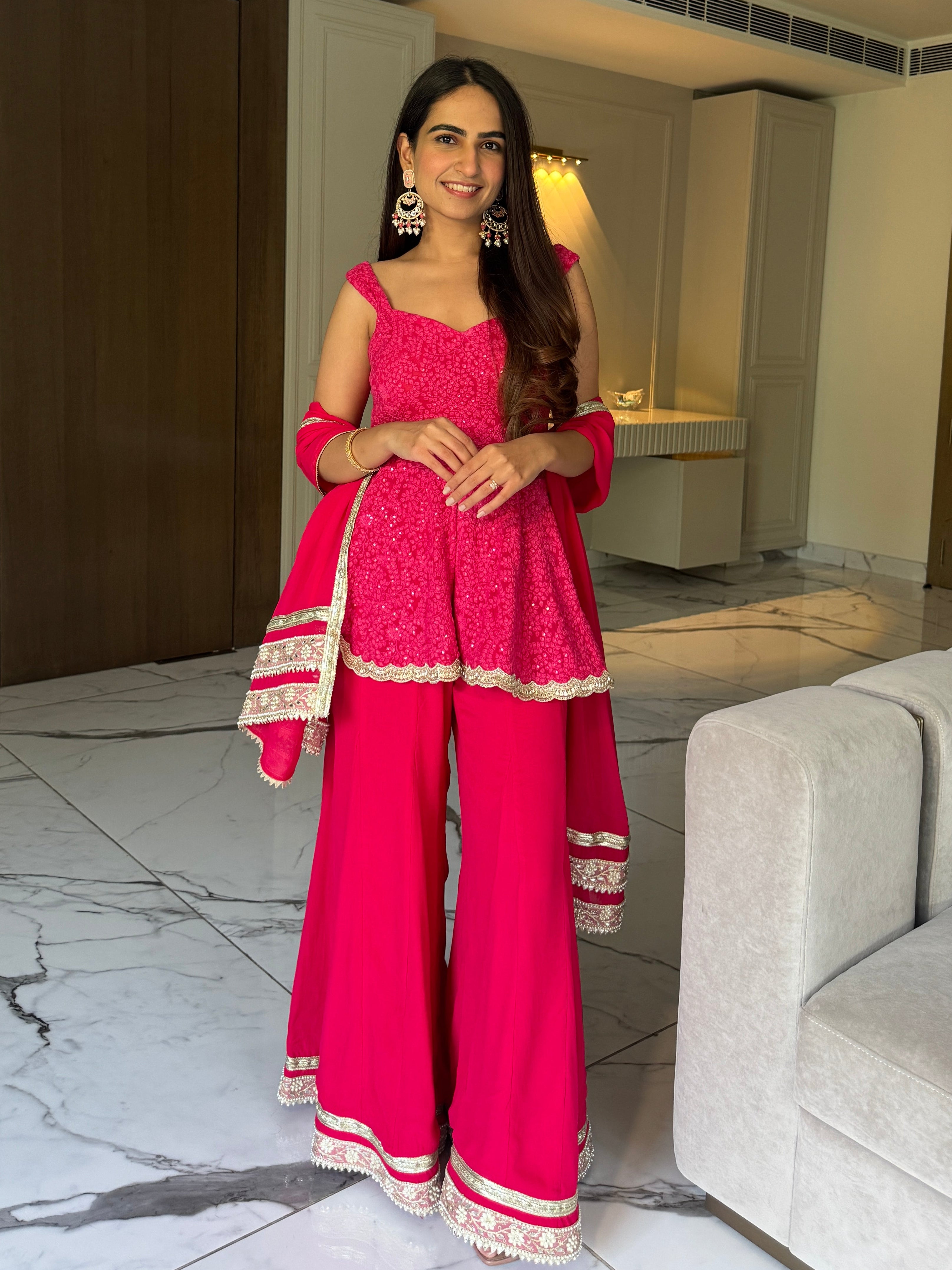 Gulabi Noor Sharara Set