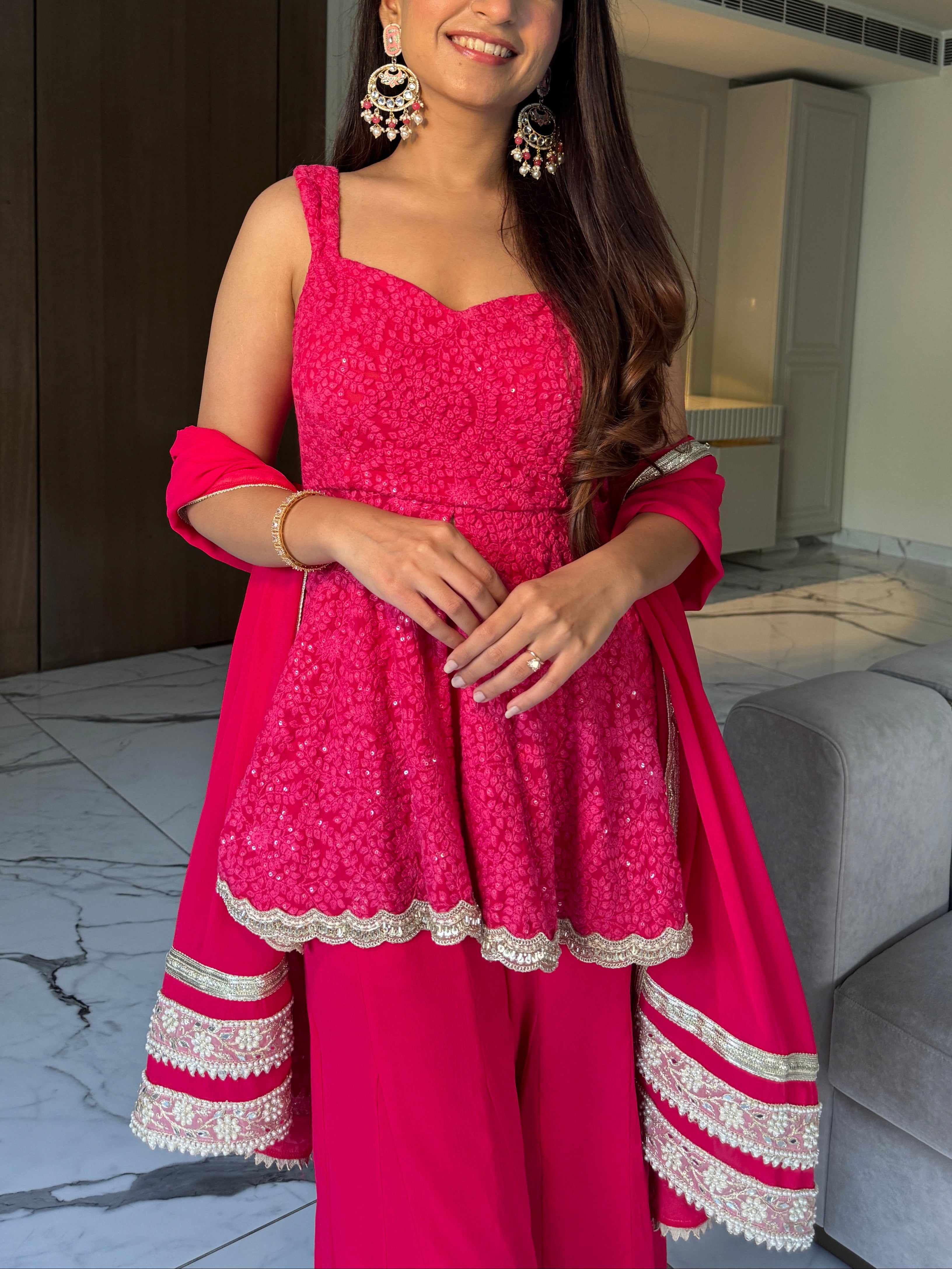 Gulabi Noor Sharara Set