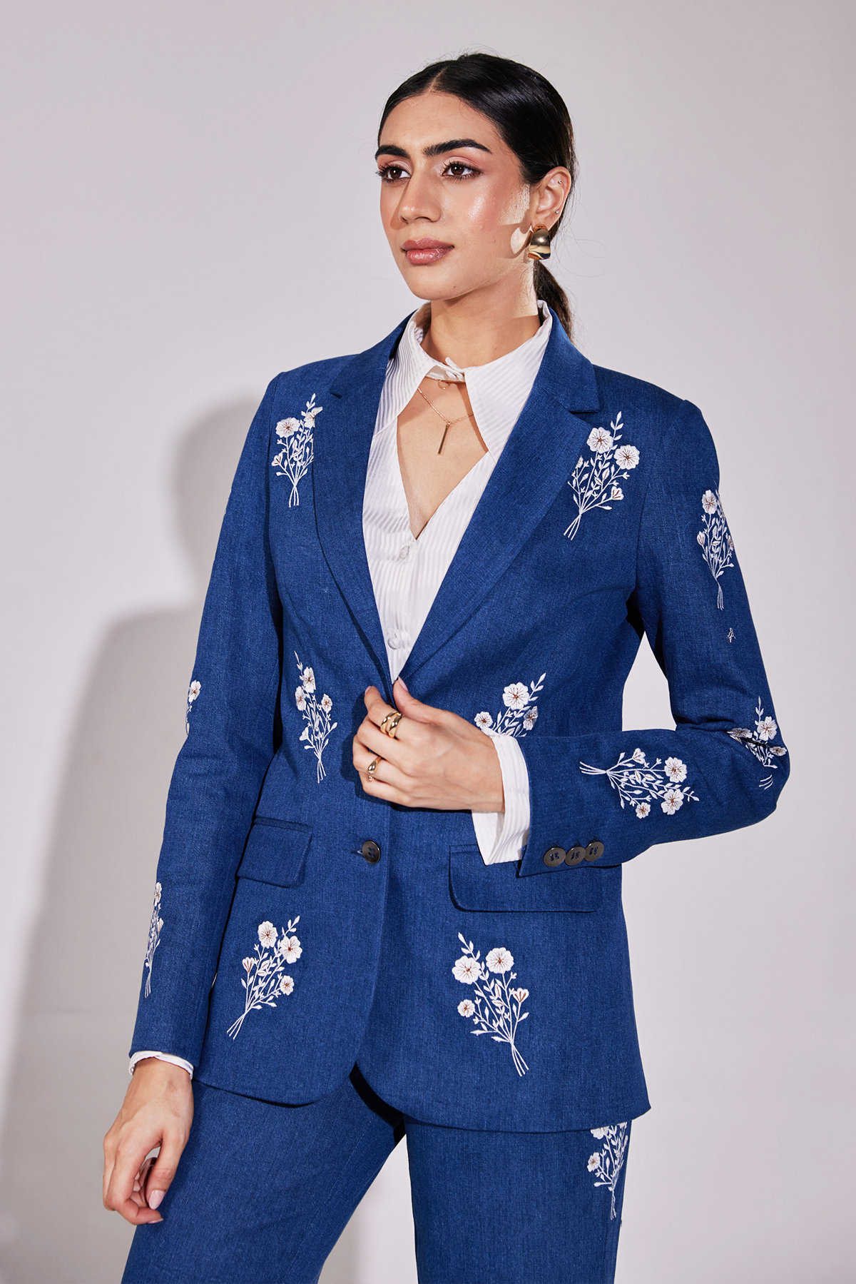 Embroidered Bouquet Denim Blazer