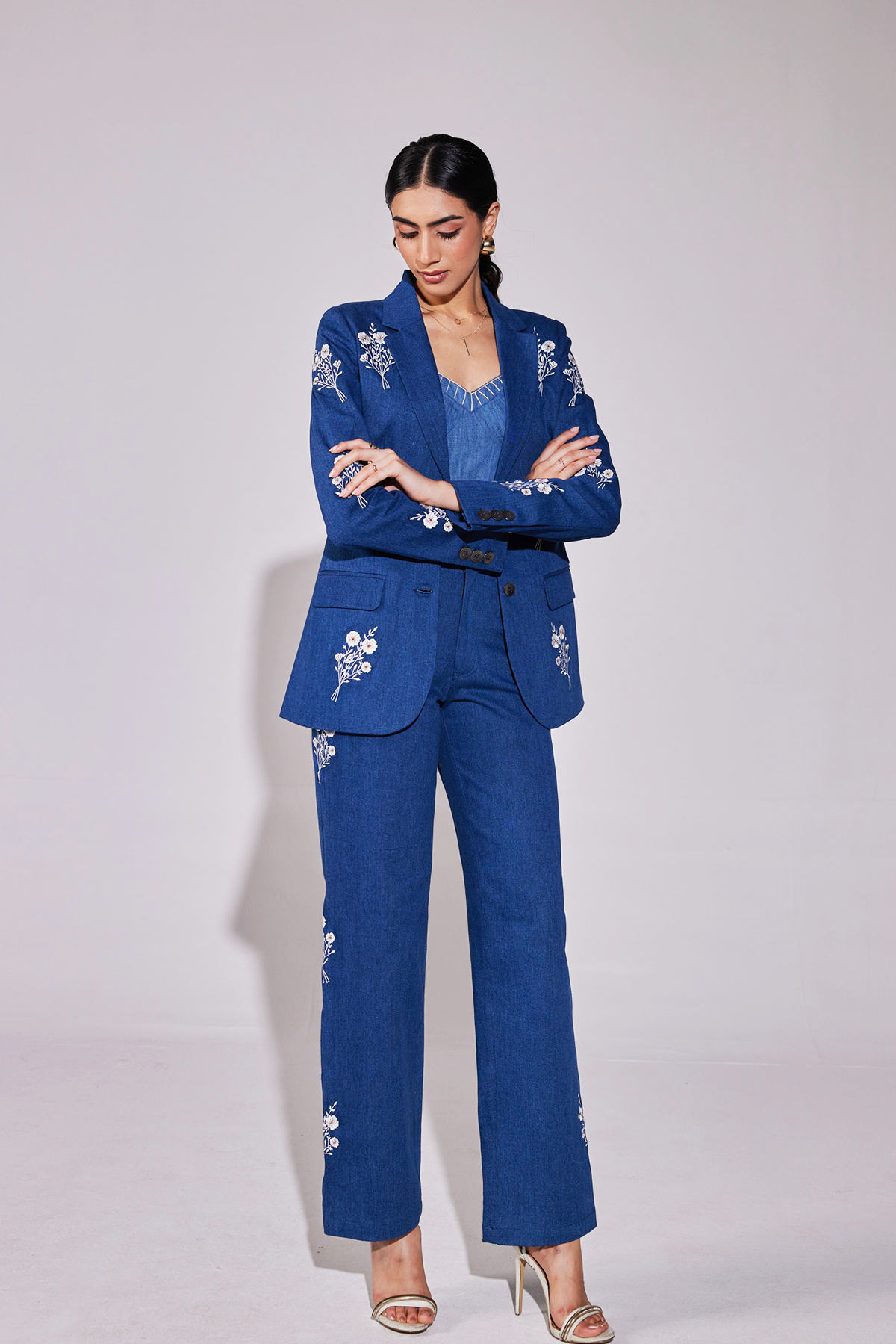Embroidered Bouquet Denim Blazer