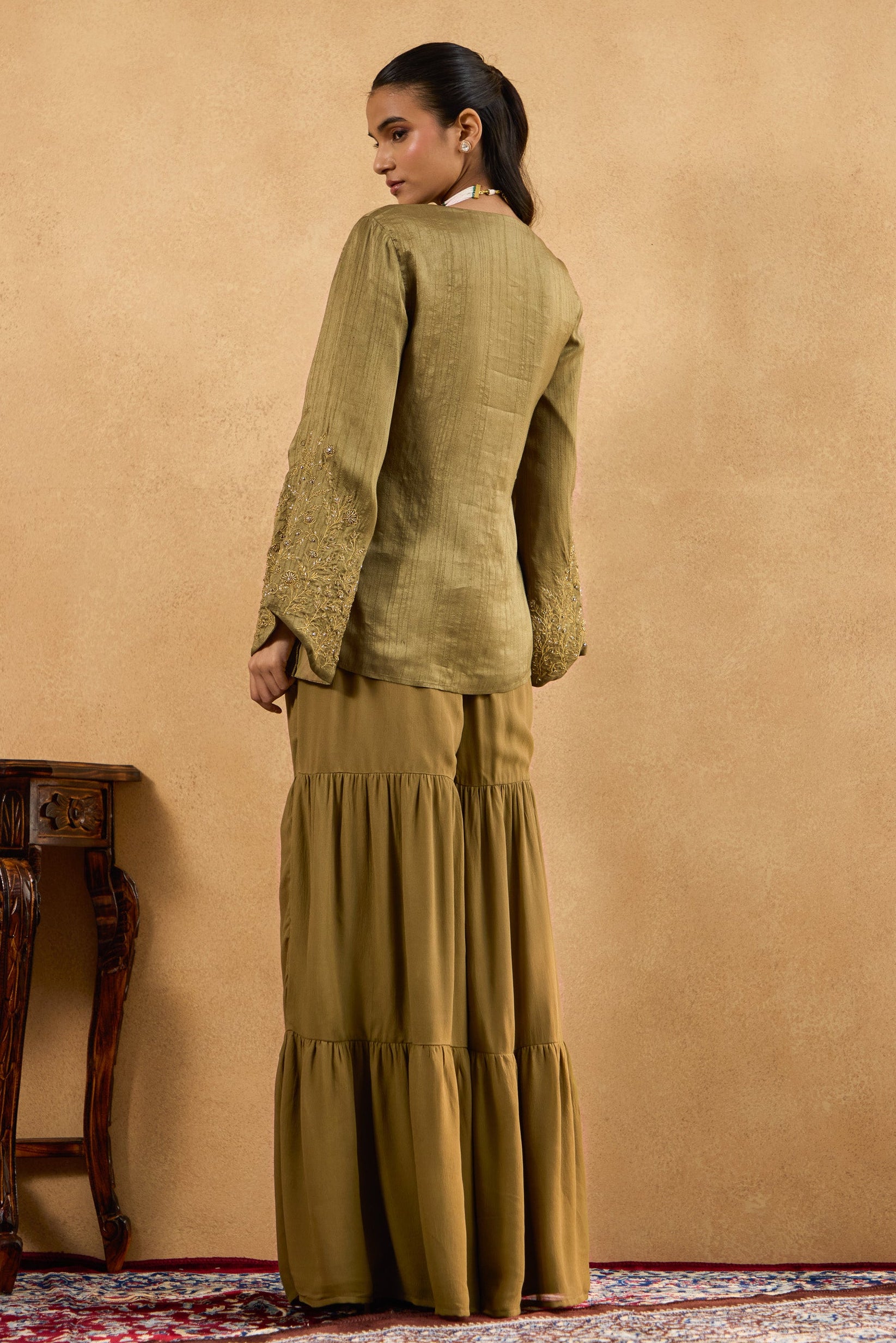 Husn-e-Gulzaar Kurta Sharara