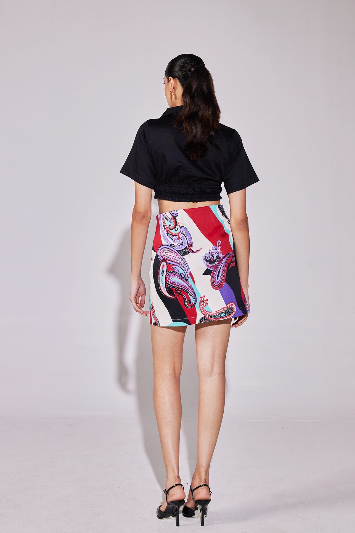 Noir Collar Crop Top